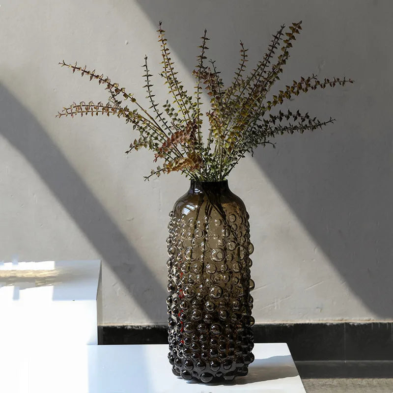 vase en verre transparent à pois noirs pour décoration et arrangements floraux - vue 3 sur 8