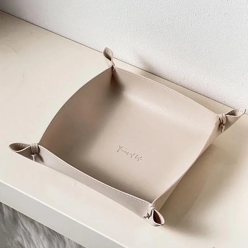 plateau de rangement en cuir pour dés bijoux et clés - vue 12 sur 14