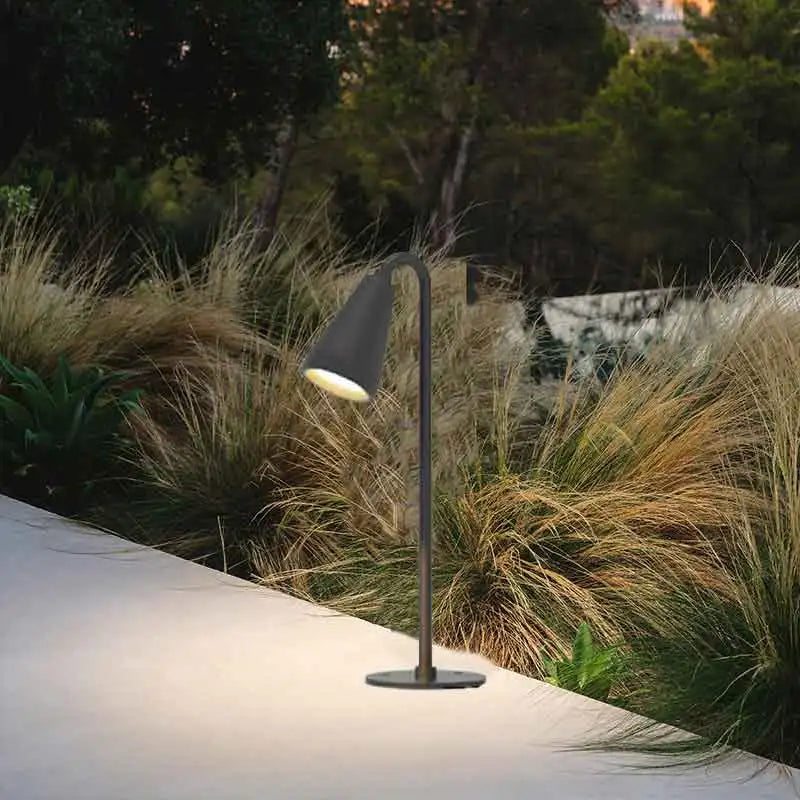 lampe d'extérieur étanche moderne pour jardin et pelouse - vue 3 sur 9