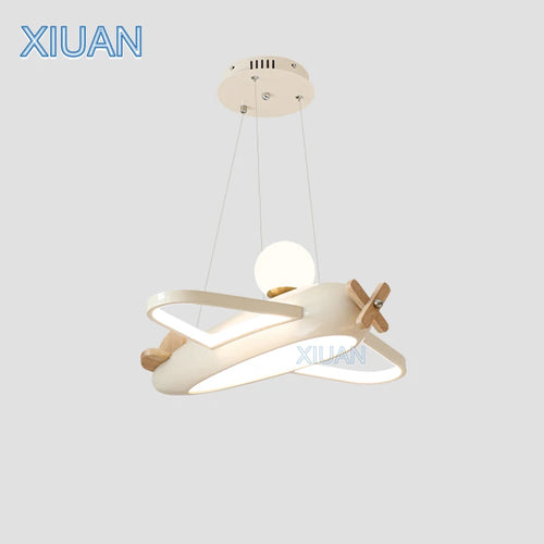 lustre créatif en forme d'avion pour enfant