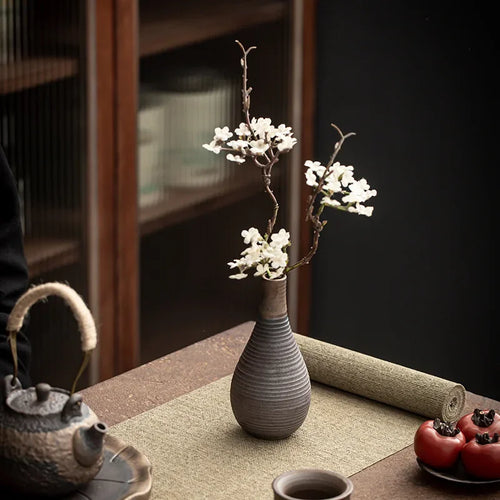 vases en céramique antiques faits main style minimaliste moderne - vue 4 sur 10