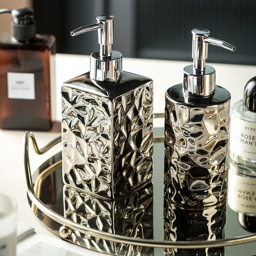 bouteille de savon en céramique de luxe pour salle de bain