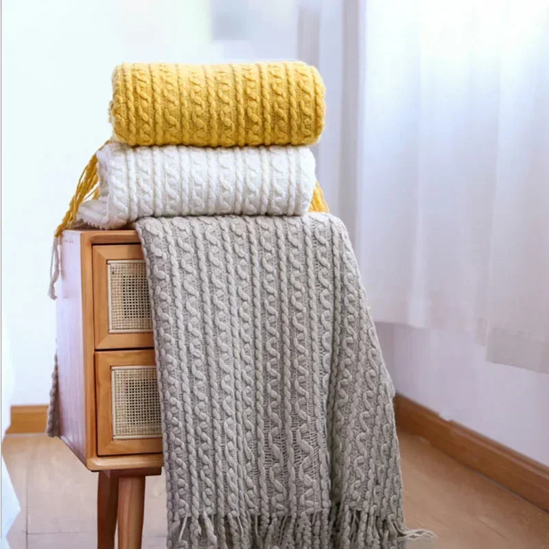plaid bohème à carreaux avec pompons pour salon - vue 6 sur 7