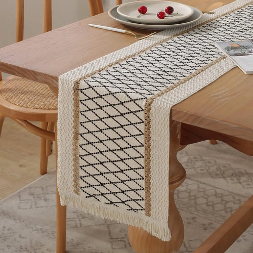 Chemin de table bohème coton lin pompons géométriques - vue 4 sur 7