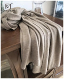 Echarpe cachemire pur maille elegante a franges hiver