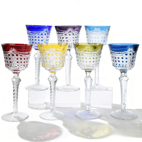 Verres à vin antique gravé main pied taillé