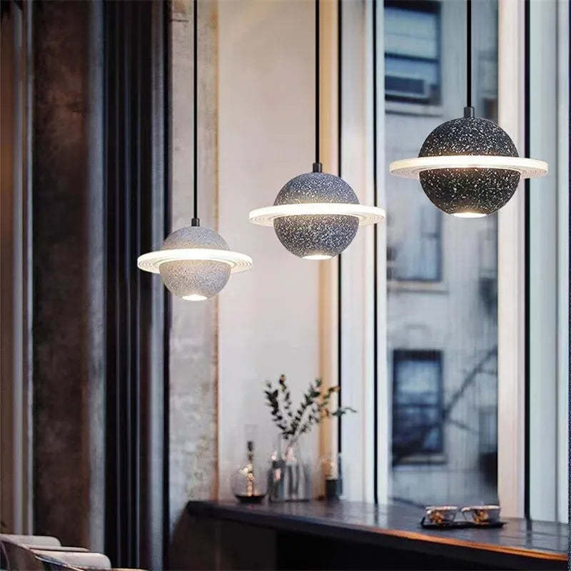suspension en béton design mini planètes pour décoration intérieure - vue 6 sur 16