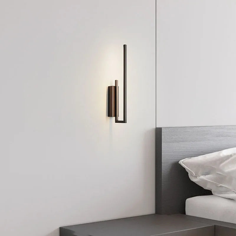 applique murale minimaliste en laiton à intensité variable - vue 4 sur 8