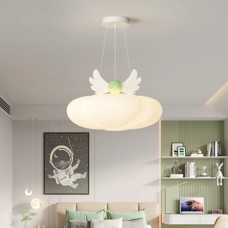 lustre mignon nuage ailes d'ange pour chambre de bébé - vue 3 sur 8