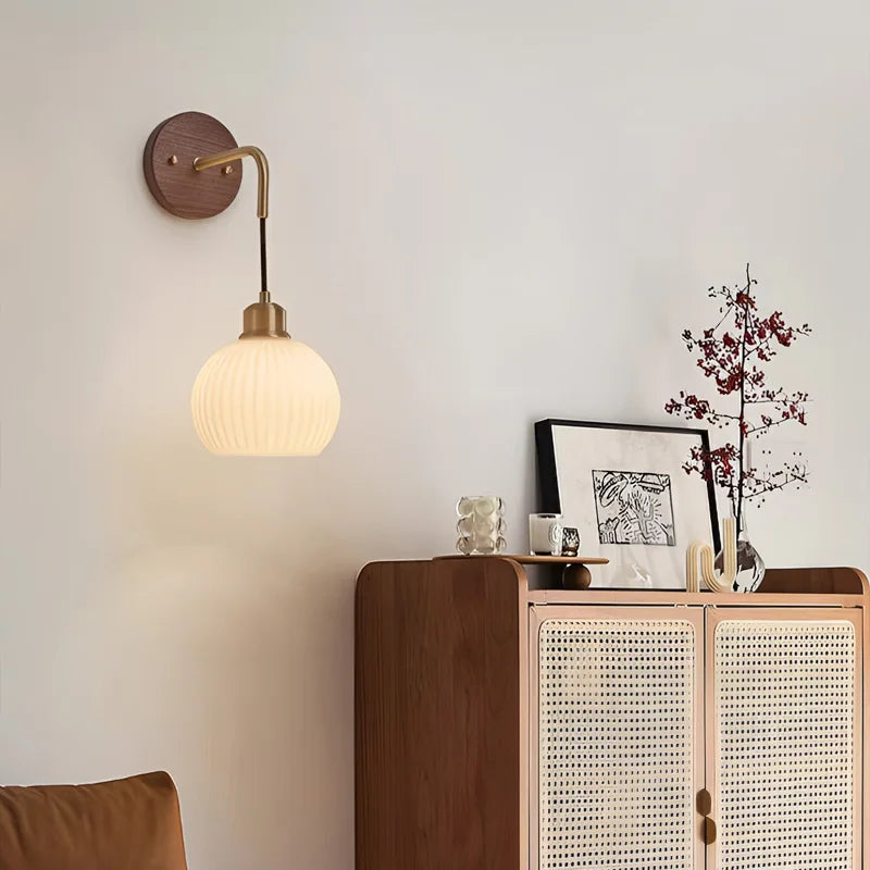 Walnut Wood Wall light, Wabi-sabi Modern style, Wall Sconces for Bedroom, Living, Corridor, Aisle balcony, Entrance Hall - vue 5 sur 7