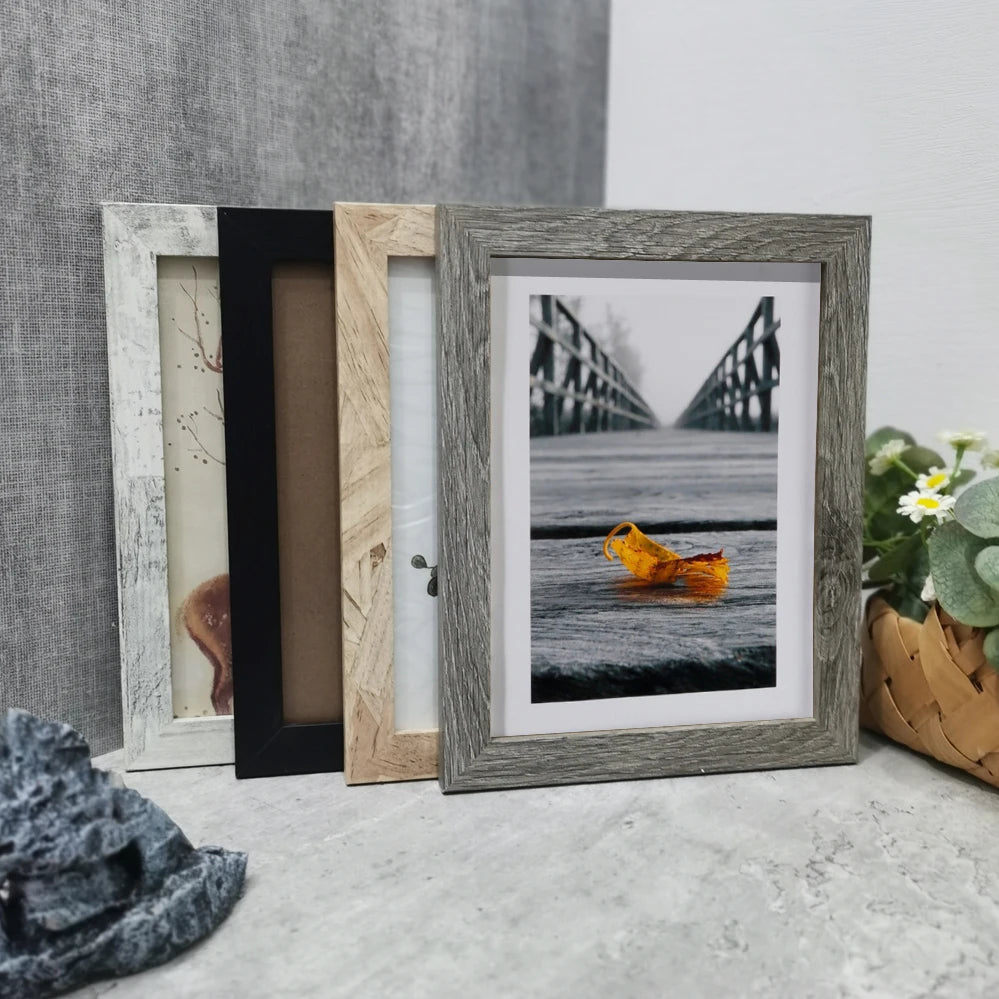 cadre photo rétro en bois pour décoration de bureau - vue 3 sur 10