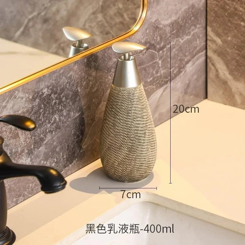 bouteille céramique désinfectant mains lotion savon décoration salle de bain - vue 8 sur 11