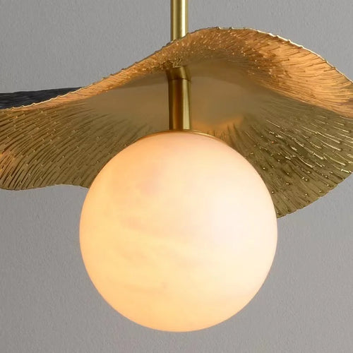 lustre en cuivre avec boule de marbre naturel - vue 5 sur 7