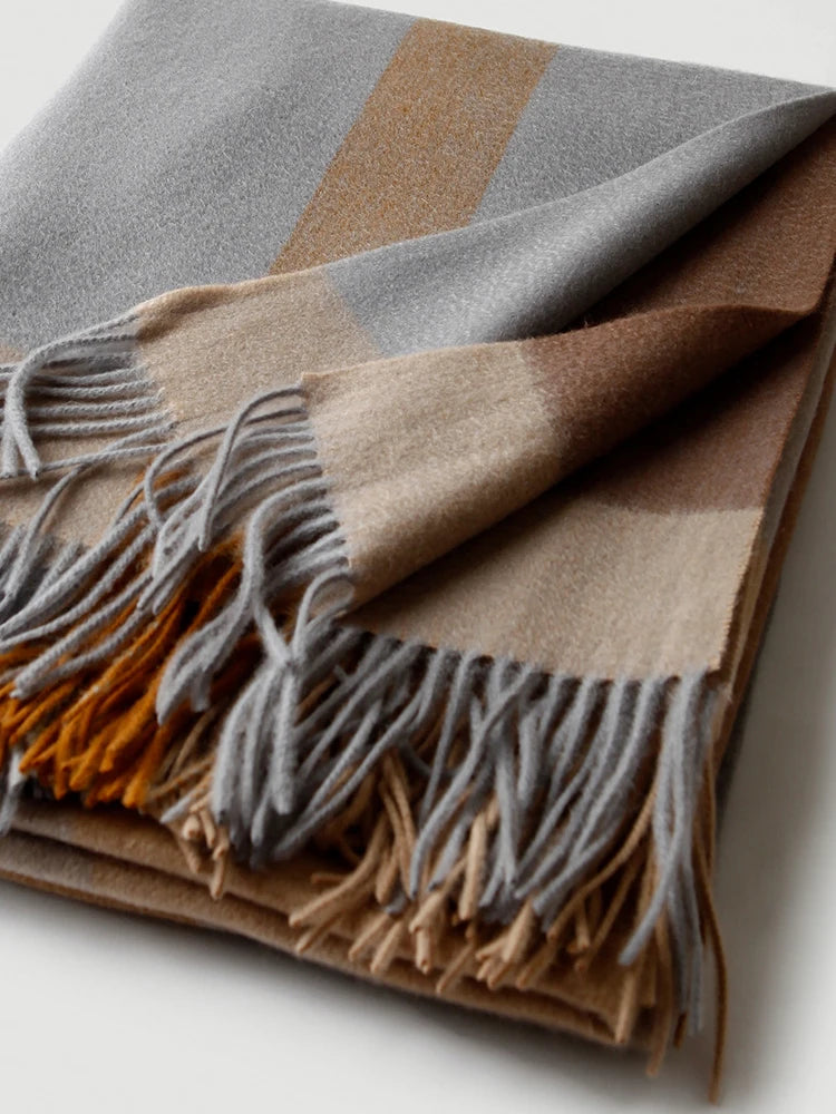 plaid laine jacquard a franges motif raye salon