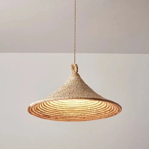 Lustre de style japonais tressé en rotin clair