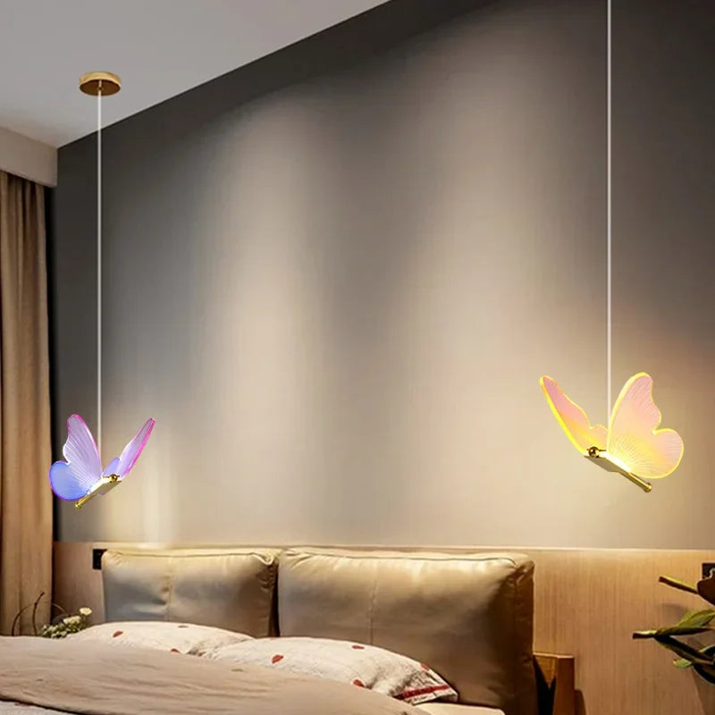 Suspension LED papillon en acrylique au design moderne - vue 7 sur 15