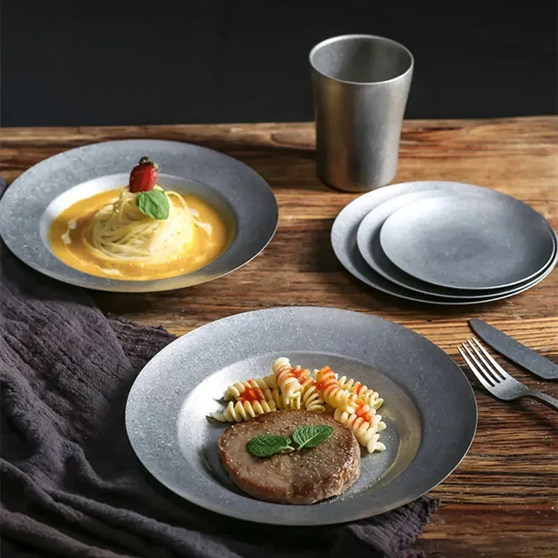 assiettes plates vintage nordique acier inox pour repas