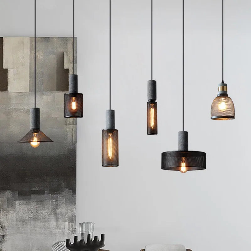 lampe suspendue en béton industriel avec abat-jour en fer