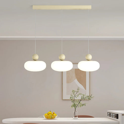plafonnier led moderne pour île de cuisine et bar intérieur