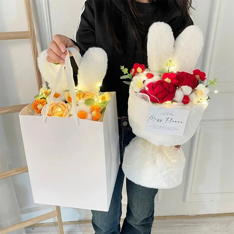 bouquet de roses tricotées cadeau de saint-valentin et noël en dessin animé - vue 4 sur 9