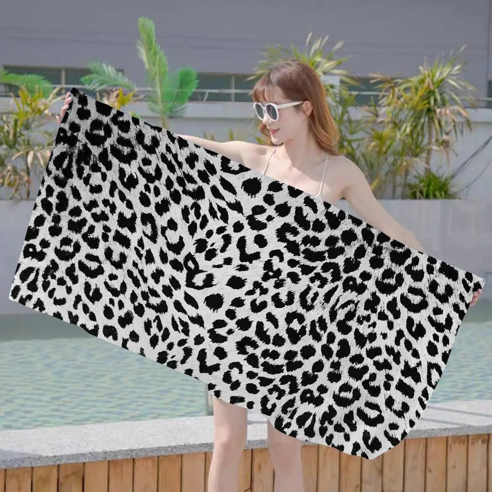 serviette de bain microfibre absorbante motif leopard vache - vue 7 sur 7