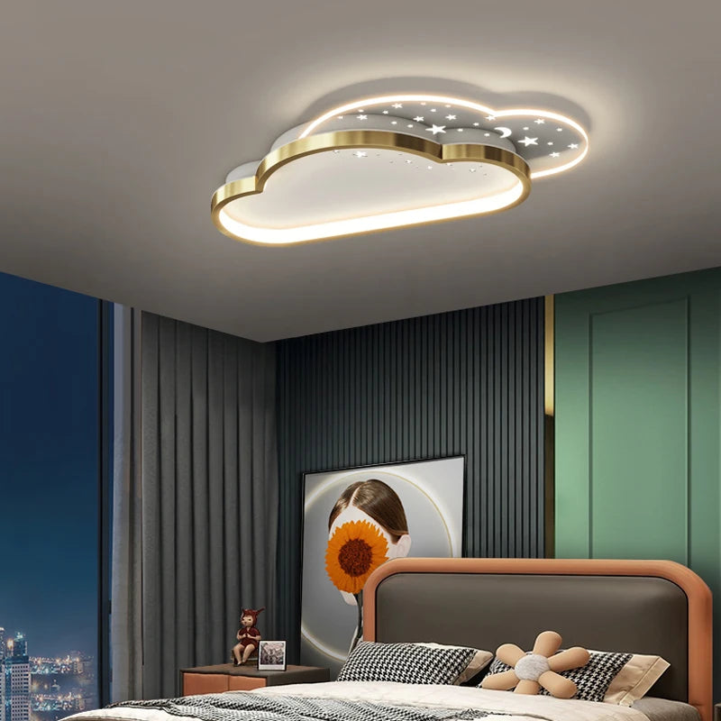 lustre minimaliste doré éclairage moderne pour décoration intérieure