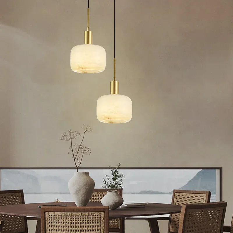 lustre moderne en marbre et cuivre design nordique élégant - vue 4 sur 7