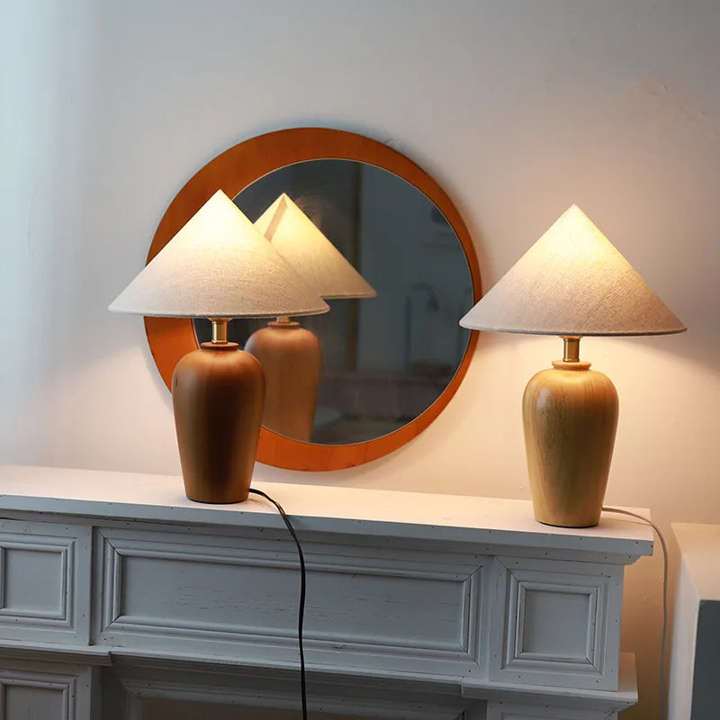 Vintage Table Lamp Desk Light with Wood Stand Fabric Shade - vue 4 sur 8