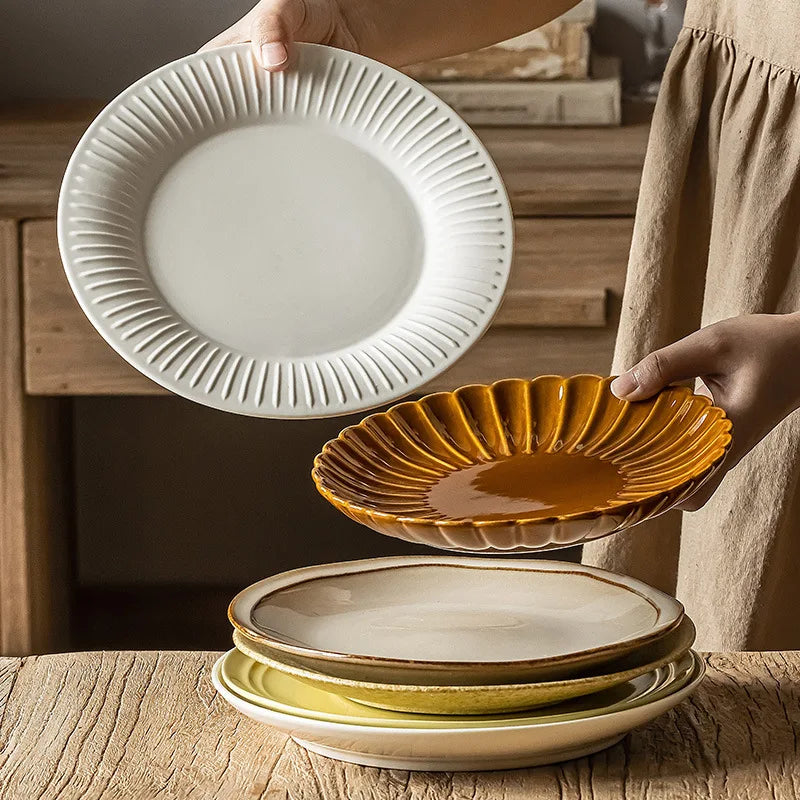 Assiette ceramique ronde style retro pour legumes - vue 3 sur 8