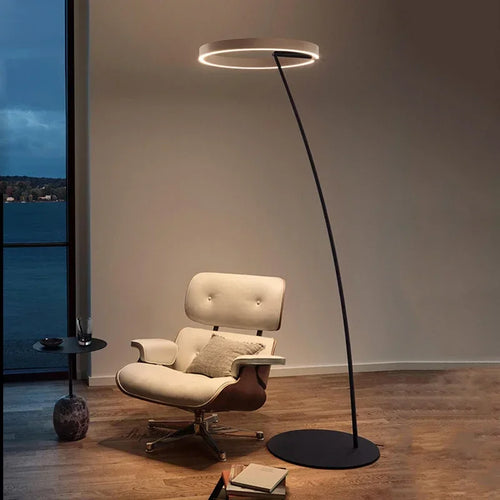 Lampadaire LED style italien décor intérieur