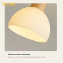 lustre en bois simple avec abat-jour en verre