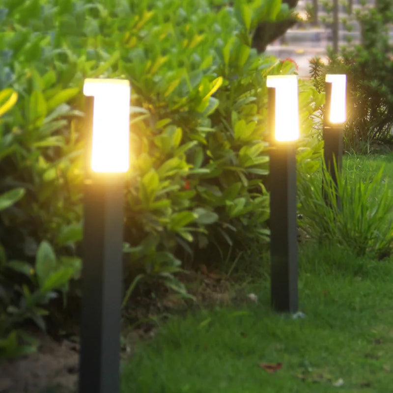 Bornes lumineuses LED avec détecteur de mouvement PIR
