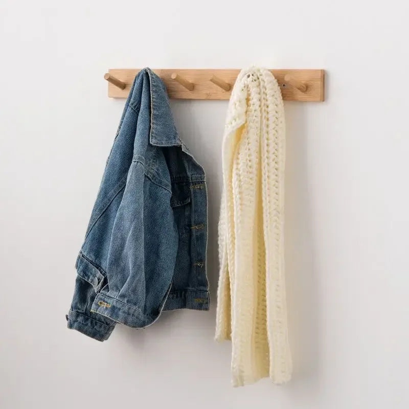porte-manteau mural en bambou avec crochets pratiques pour organiser vos affaires - vue 6 sur 12