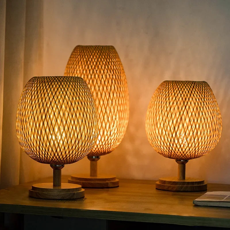 lampe de bureau vintage en bambou artisanale en bois naturel - vue 3 sur 14