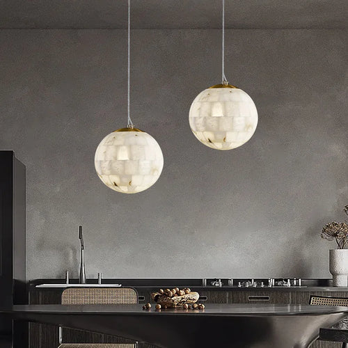 lustre sphérique suspendu en marbre naturel de luxe - vue 3 sur 6