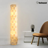 Lampadaire LED design moderne tissu blanc