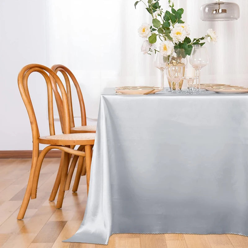 Nappe satin douce soyeuse style uni table fete