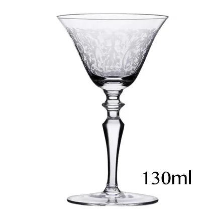 Verres martini élégants style vintage pour cocktails