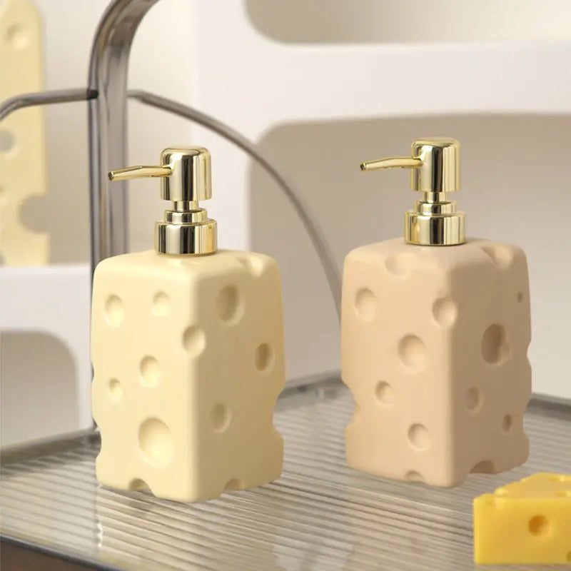 bouteille de lotion créative en forme de fromage amusante - vue 4 sur 16