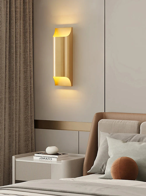 applique murale en cuivre design italien pour intérieur moderne