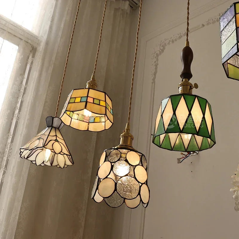 lustre en verre fait main style tiffany pour décoration intérieure - vue 3 sur 15