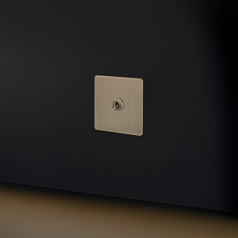 Interrupteur double 2 voies intermédiaire switch en acier gris vieilli brossé bords arrondis