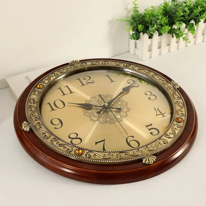 horloge murale luxe en bois et métal style rétro silencieuse - vue 4 sur 14