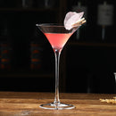 Verres a pied elegants pour cocktails champagne vin