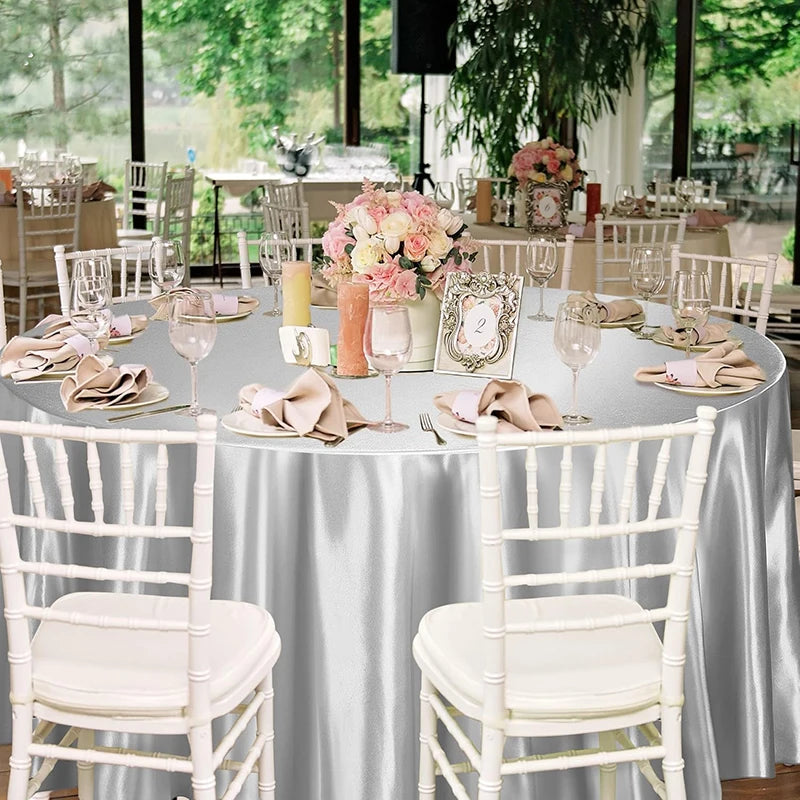 Nappe satinée douce et résistante pour table élégante