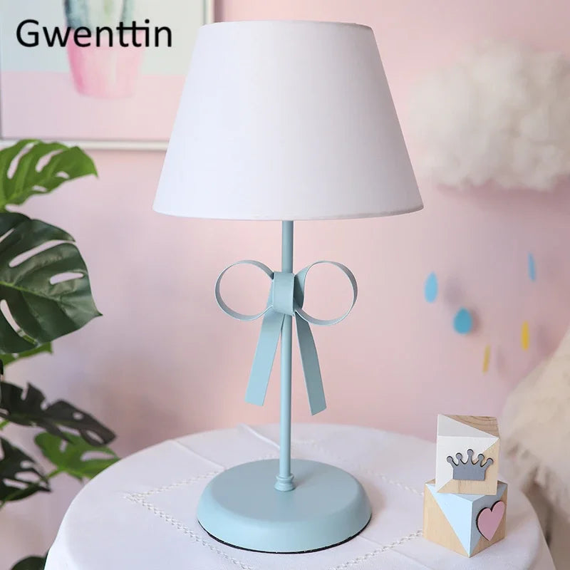 lampe de bureau moderne à nœud papillon pour chambre décorative - vue 3 sur 14