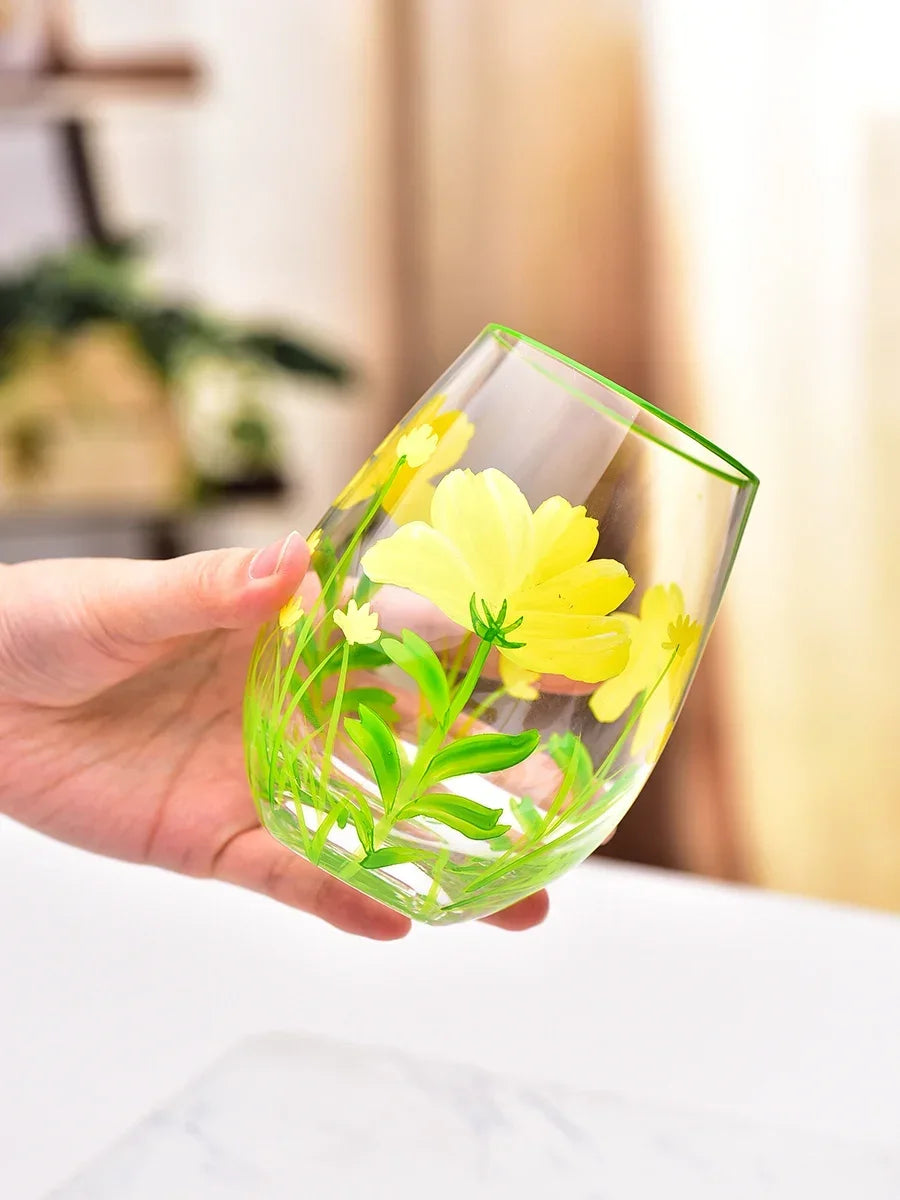 Verres à vin hauts motifs floraux peints main - vue 5 sur 6