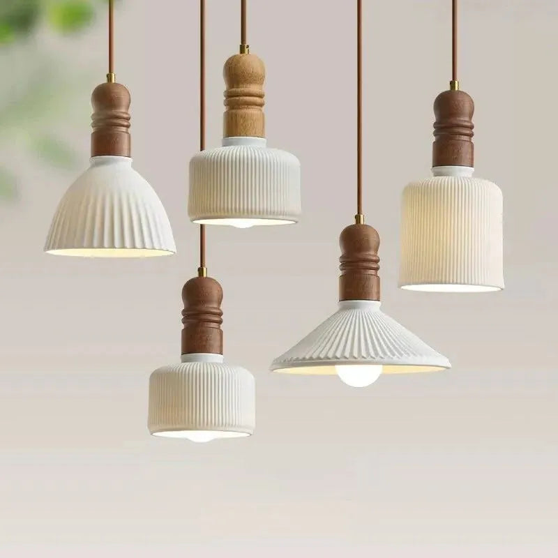 Suspension LED style nordique en bois massif et céramique - vue 2 sur 14