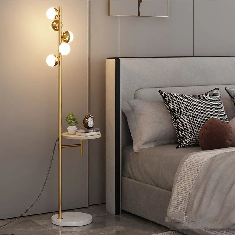 lampe de sol et table en bois avec chargement sans fil - vue 2 sur 8
