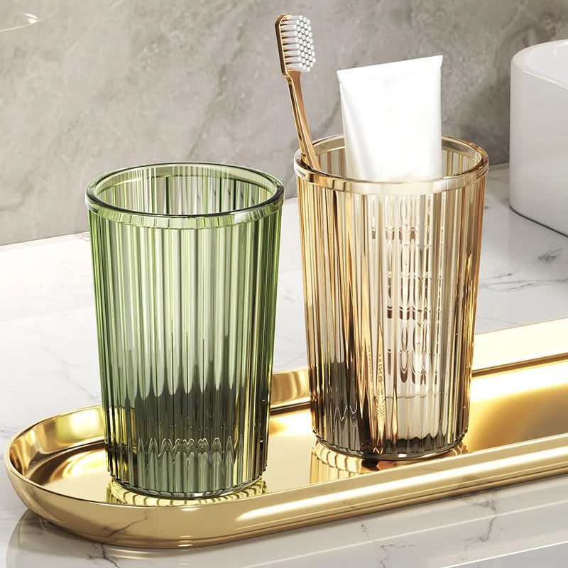 gobelet en acrylique pour brosse à dents accessoires de salle de bain - vue 4 sur 10